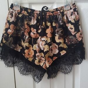 PAPER CRANE Short🌷